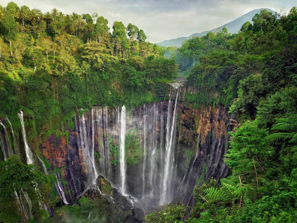 Tumpak Sewu Waterfall : the most beautiful waterfall in the mount semeru area